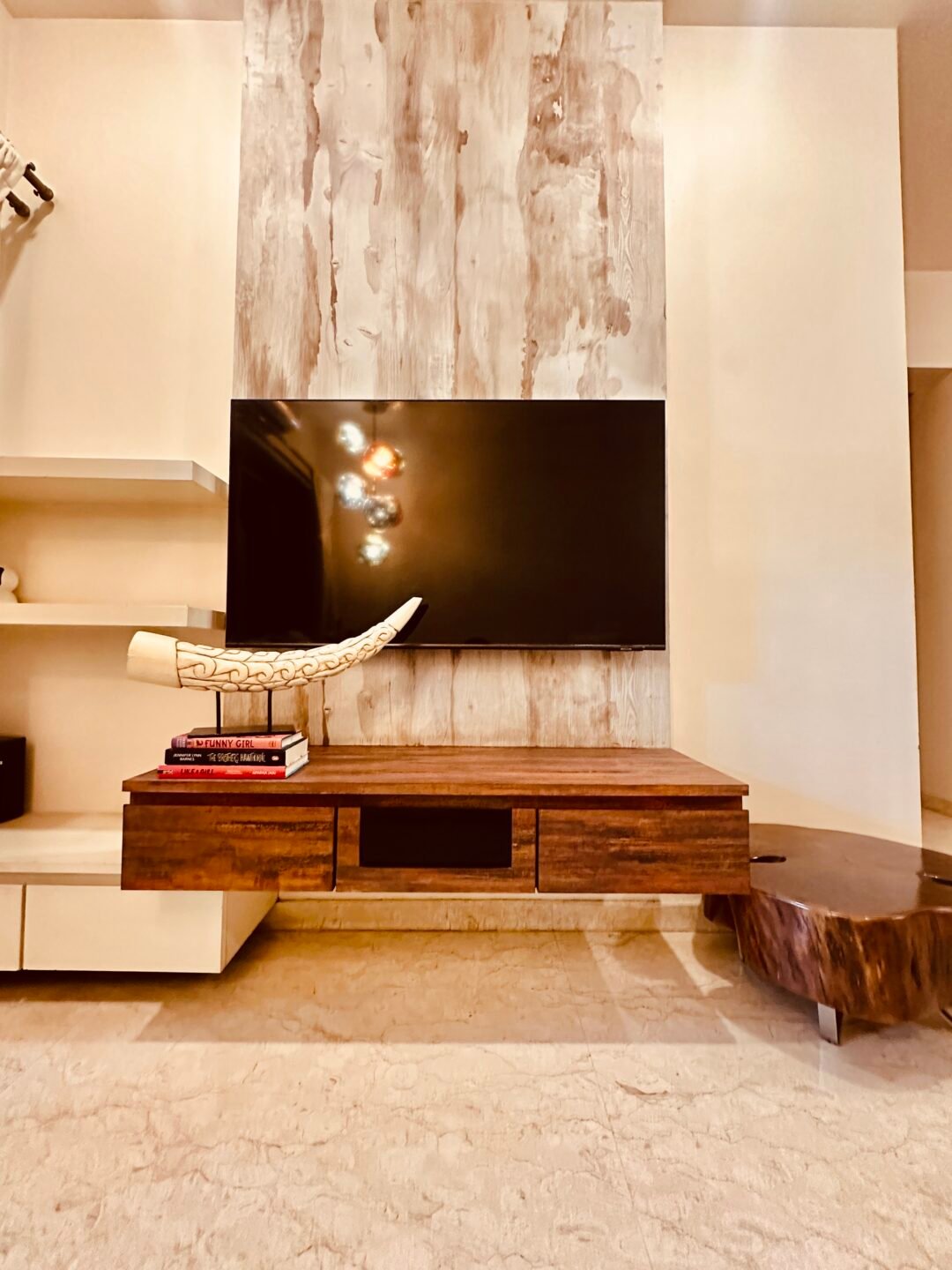 Hand-Carved Decorative Tusker Horn (Faux Ivory)