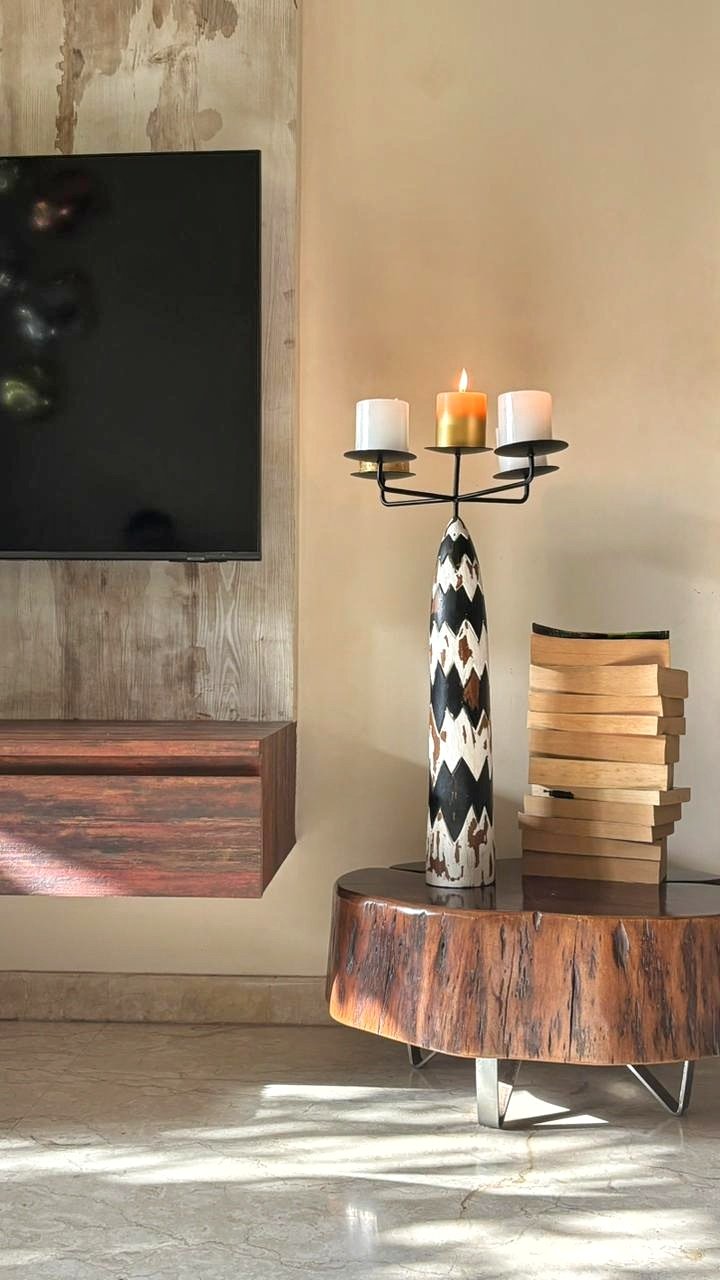 1001061482 The Five Flame Candelabra